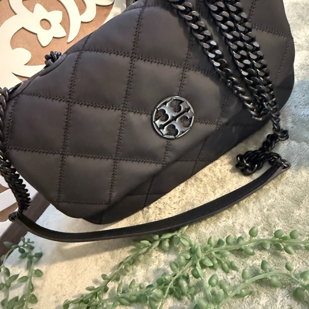 Tory Burch Black Quilted Shoulder Bag